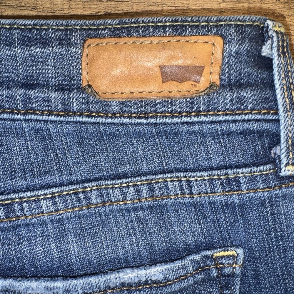 Levi's Women's Size 28 Demi Curve Modern Rise Bootcut Skinny - Picture 6 of 10